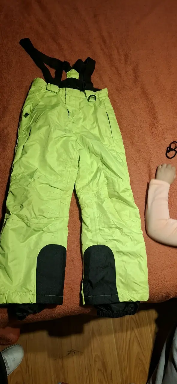 Pantalones de nieve verde para niños con tirantes - 1