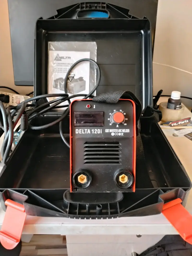 Soldadora Inversora Delta 120i IGBT Portátil - 1