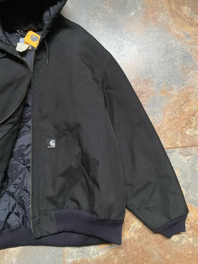 Chaqueta negra con capucha Carhartt - 4