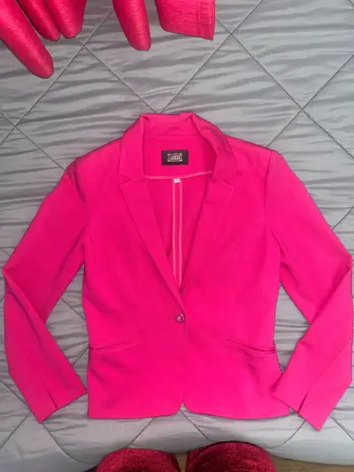 Blazer fucsia para mujer talla 38 - miniatura 1