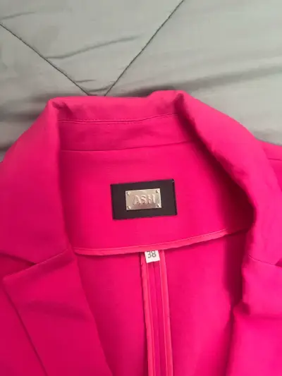 Blazer fucsia para mujer talla 38 - miniatura 3