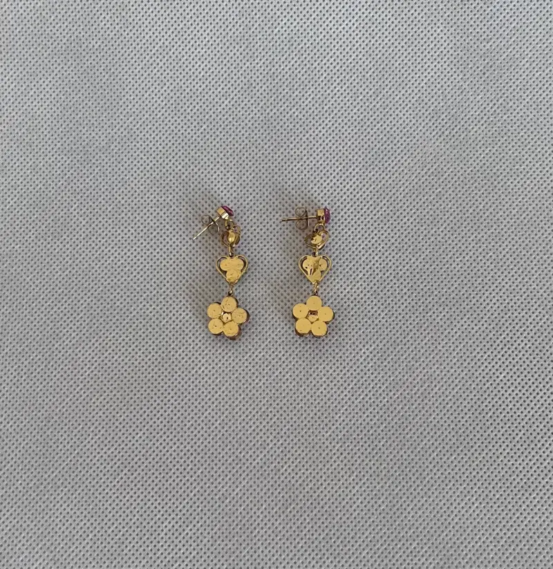 Pendientes colgantes con corazones y flores - 6