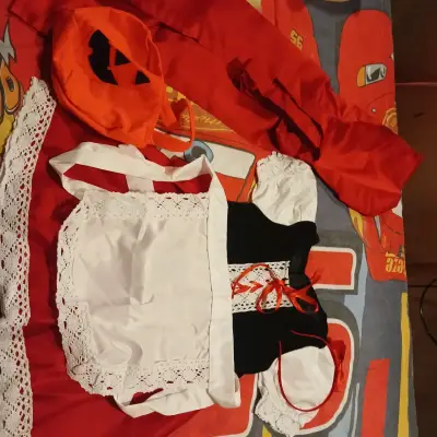 Disfraz de Caperucita Roja para niña con accesorios - miniatura 2