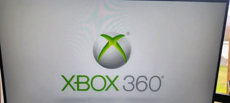 Xbox 360 slim con disco duro desbloqueado aurora - 5