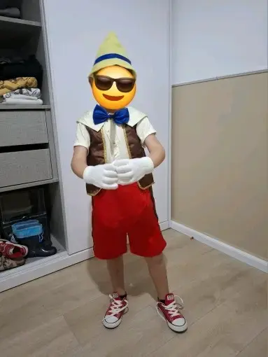 Disfraz infantil de personaje clásico con accesorios - 6