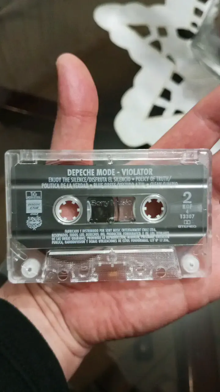Cassette Depeche Mode Violator en buen estado - 5
