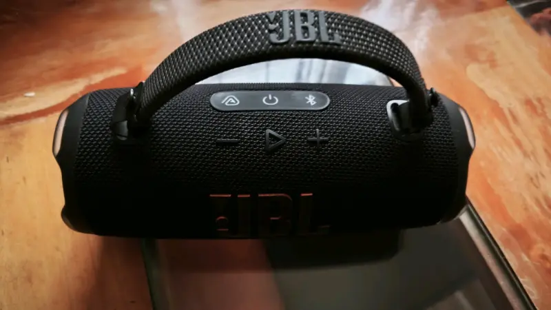 Parlante portátil JBL Charge 6 negro - 1