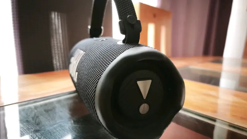Parlante portátil JBL Charge 6 negro - 2