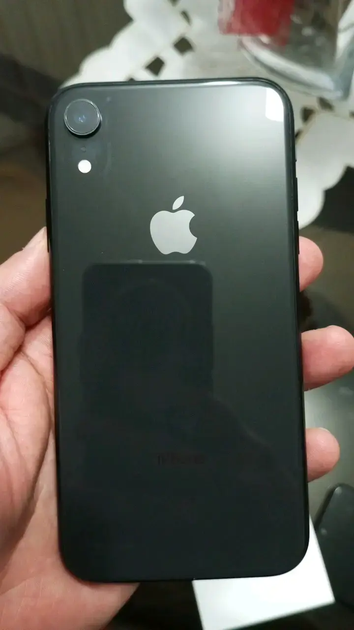 iPhone XR en buen estado con caja original - 6
