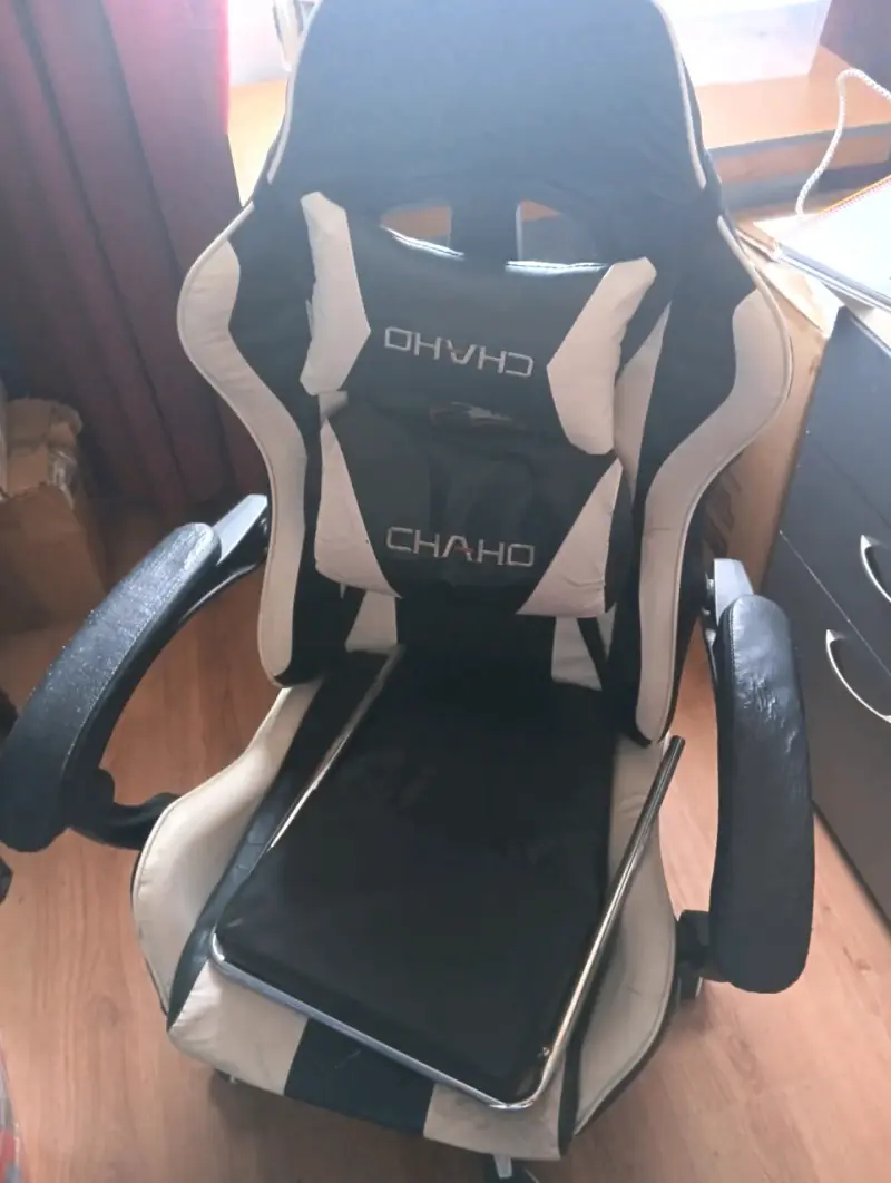 Silla gamer Chako ergonómica en buen estado - 3