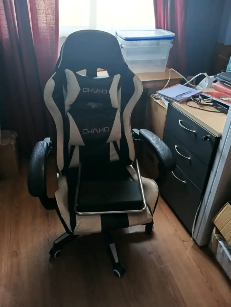 Silla gamer Chako ergonómica en buen estado - 4