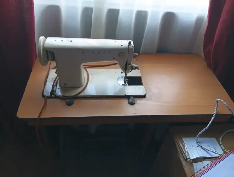 Máquina de Coser Singer Antigua - 3