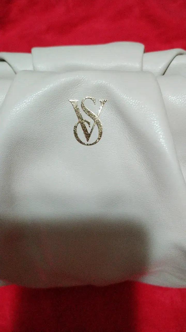 Clutch elegante de cuero Victoria's Secret - 2