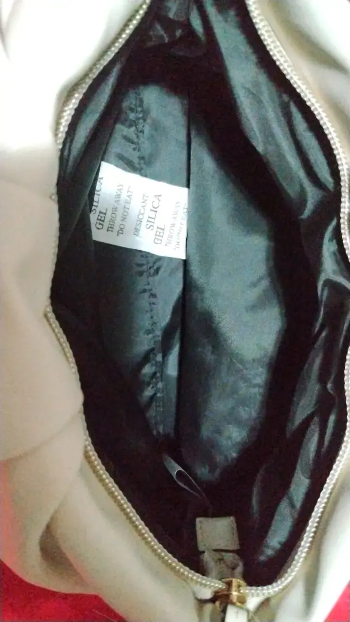 Clutch elegante de cuero Victoria's Secret - 5