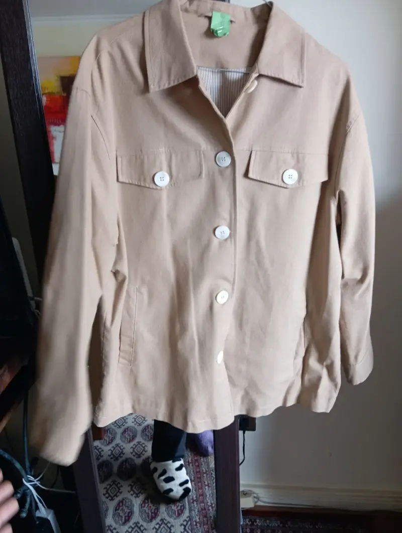 Chaqueta beige de algodón para mujer