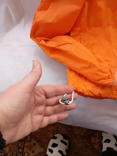 Chaqueta cortaviento naranja para mujer - miniatura 3
