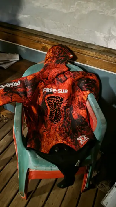 Traje de buceo Free-Sub camuflaje rojo 2xl - miniatura 2