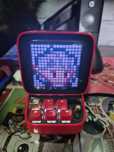 Altavoz Bluetooth Retro Divoom Pixel Art - miniatura 1