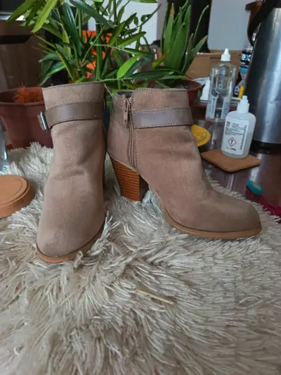 Botines de gamuza marrón con tacón grueso - miniatura 4