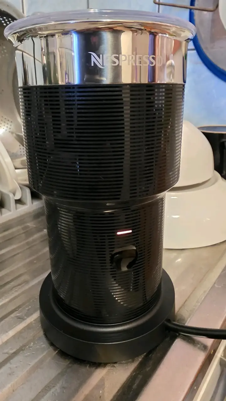 Espumador de leche nespresso