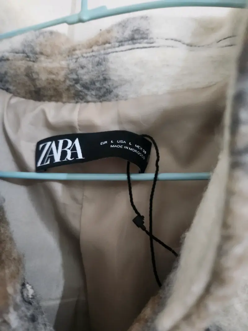 Abrigo de lana a cuadros Zara para mujer - 2