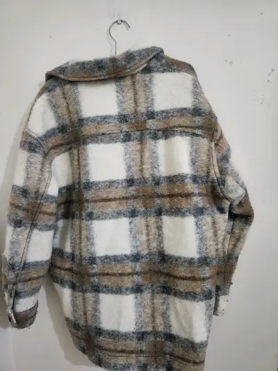 Abrigo de lana a cuadros Zara para mujer - miniatura 3