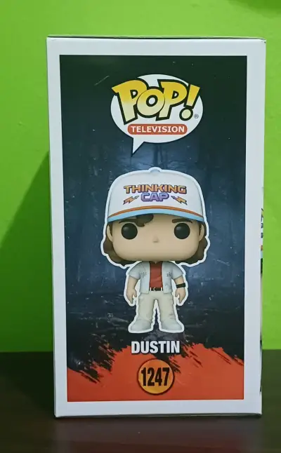 Funko Pop Dustin Stranger Things Edición Especial - miniatura 3