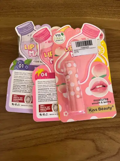 Set de 4 Bálsamos labiales hidratantes Kiss Beauty - miniatura 5