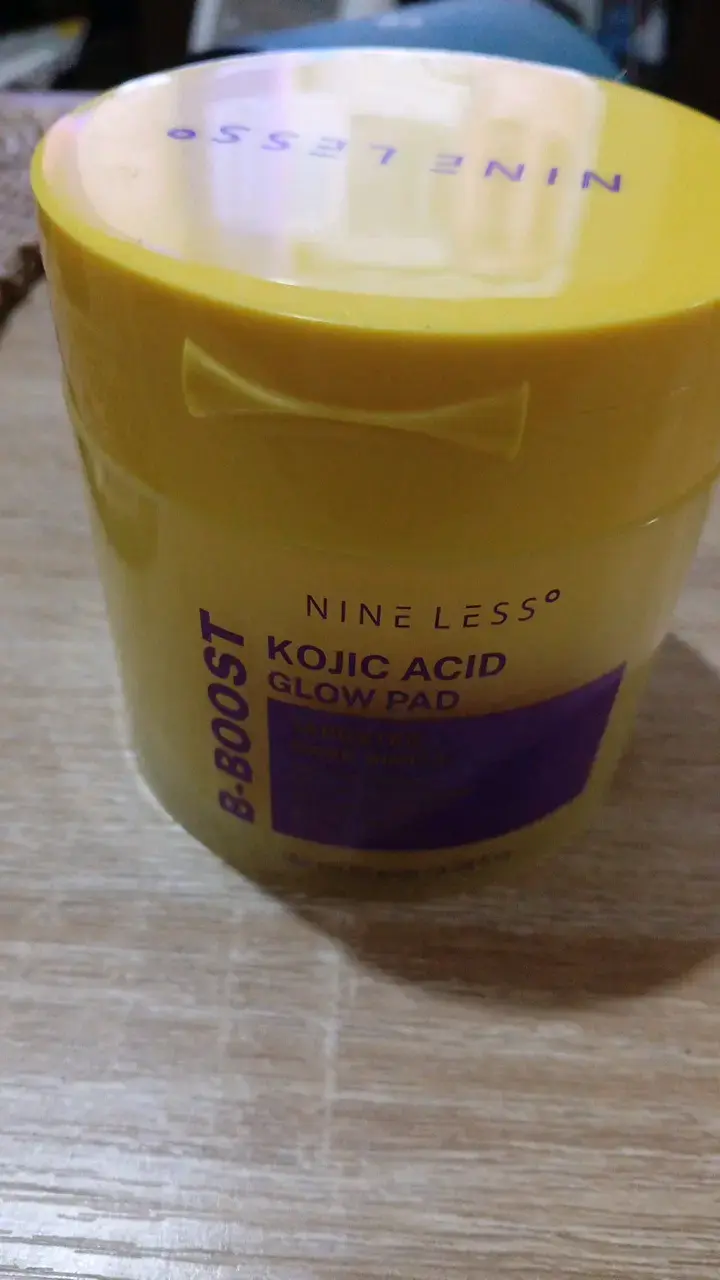 Pads faciales Nine Less Kojic Acid Glow