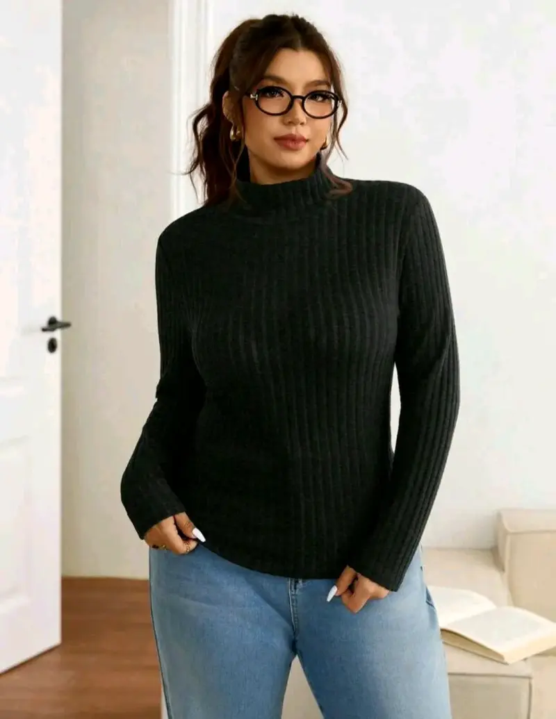 Polera de cuello alto negra para mujer - 2