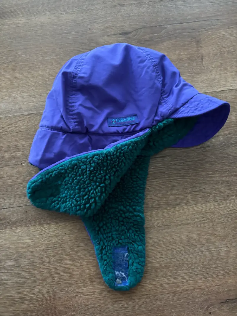 Gorro de invierno Columbia morado con forro polar - 2