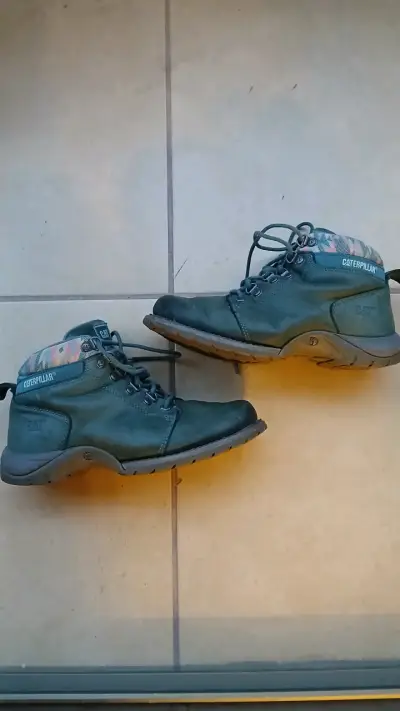 Botin Caterpillar de cuero verde para mujer - miniatura 1