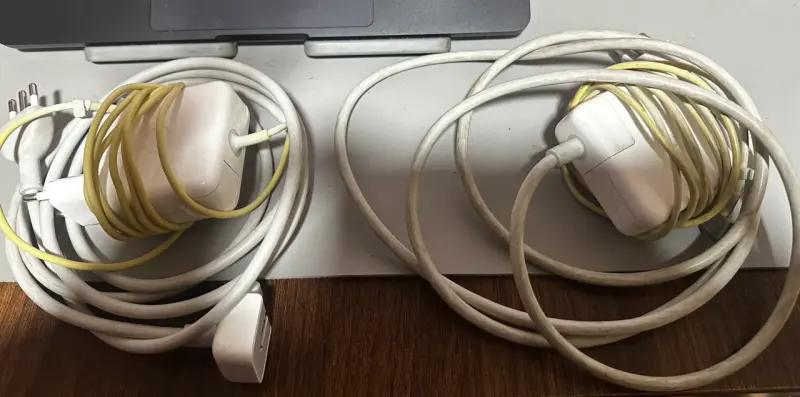 MacBook Air 13" (2017) - 3