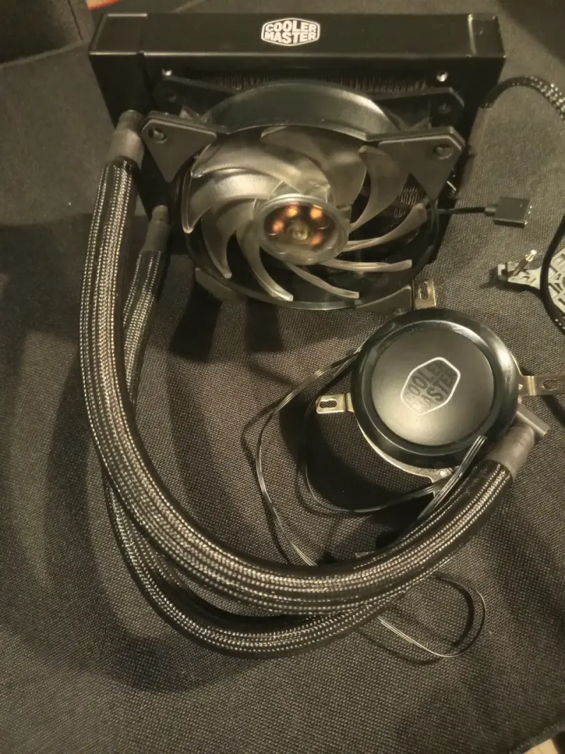 Enfriador Líquido Cooler Master ML120