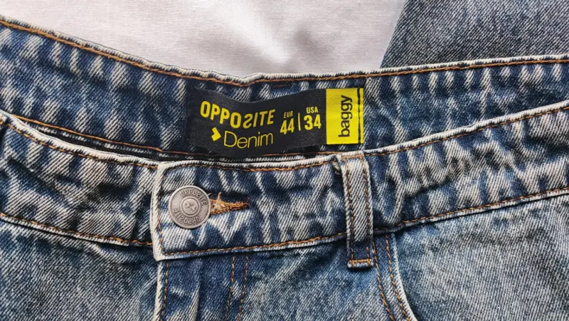 Jeans de mezclilla Baggy Opposite talla 44/34 - 2