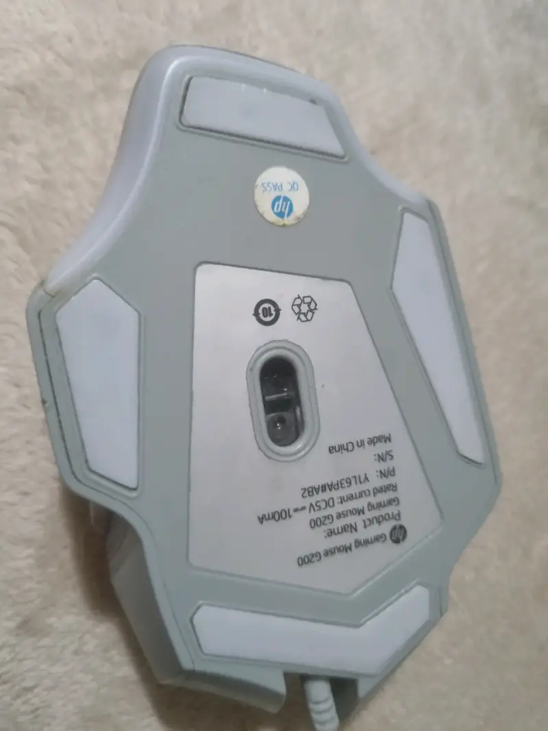 Mouse gaming HP blanco y gris - 2