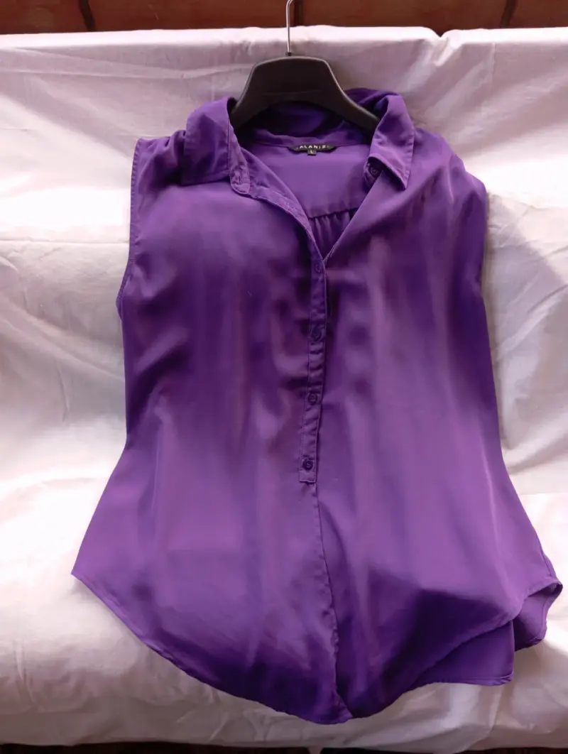 Blusa sin mangas morada Alaniz talla L - 1