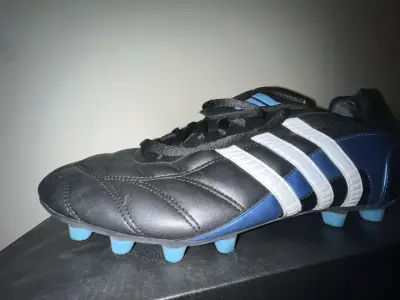 Zapatos de fútbol Adidas negros y azules - miniatura 2