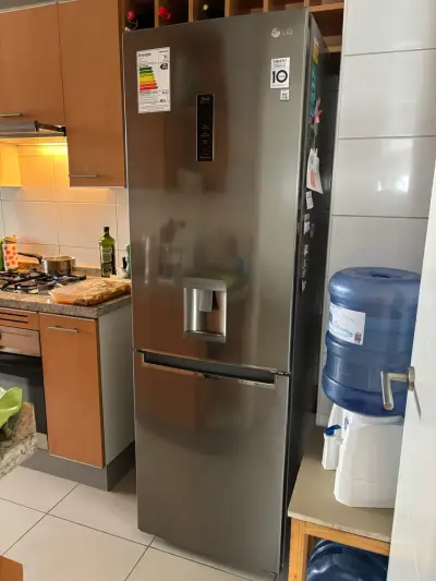 Refrigerador LG 336 lts No Frost - miniatura 1