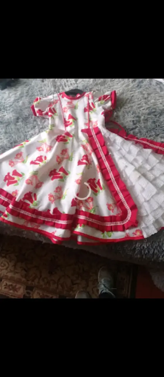 Vestido infantil de cueca con estampado y abrigo - 1