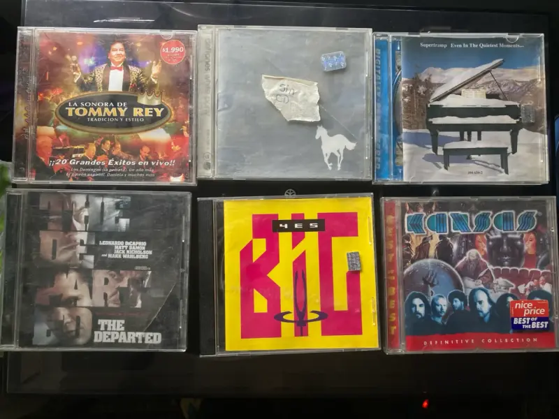 Lote de CDs (5) + Carátula Deftones - 1