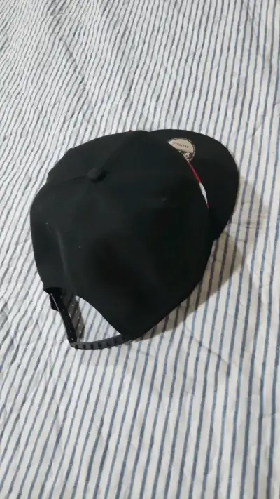 Gorra Snapback New Era 9Fifty Negra - miniatura 4