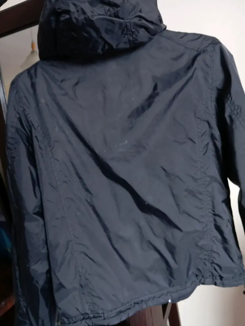 Chaqueta Negra Sybilla Basic con Capucha - 5