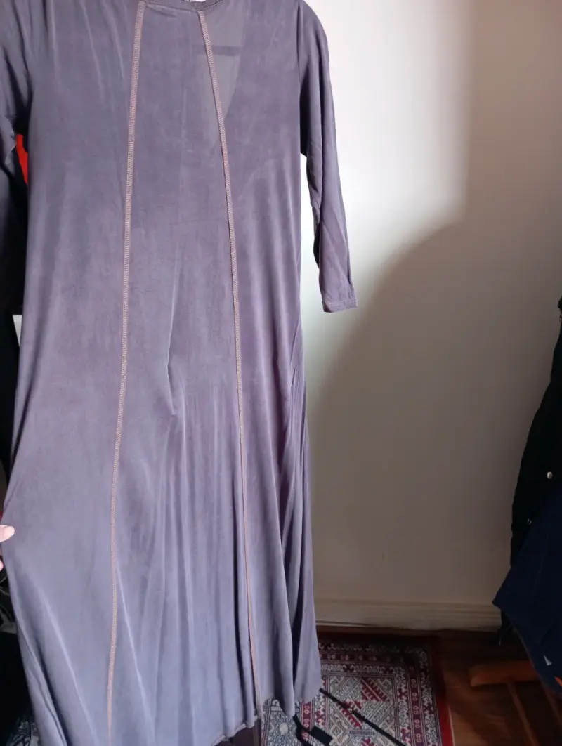 Vestido largo gris morado con mangas tres cuartos - 3