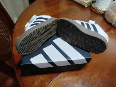 Zapatillas deportivas para niños Adidas blancas - miniatura 3