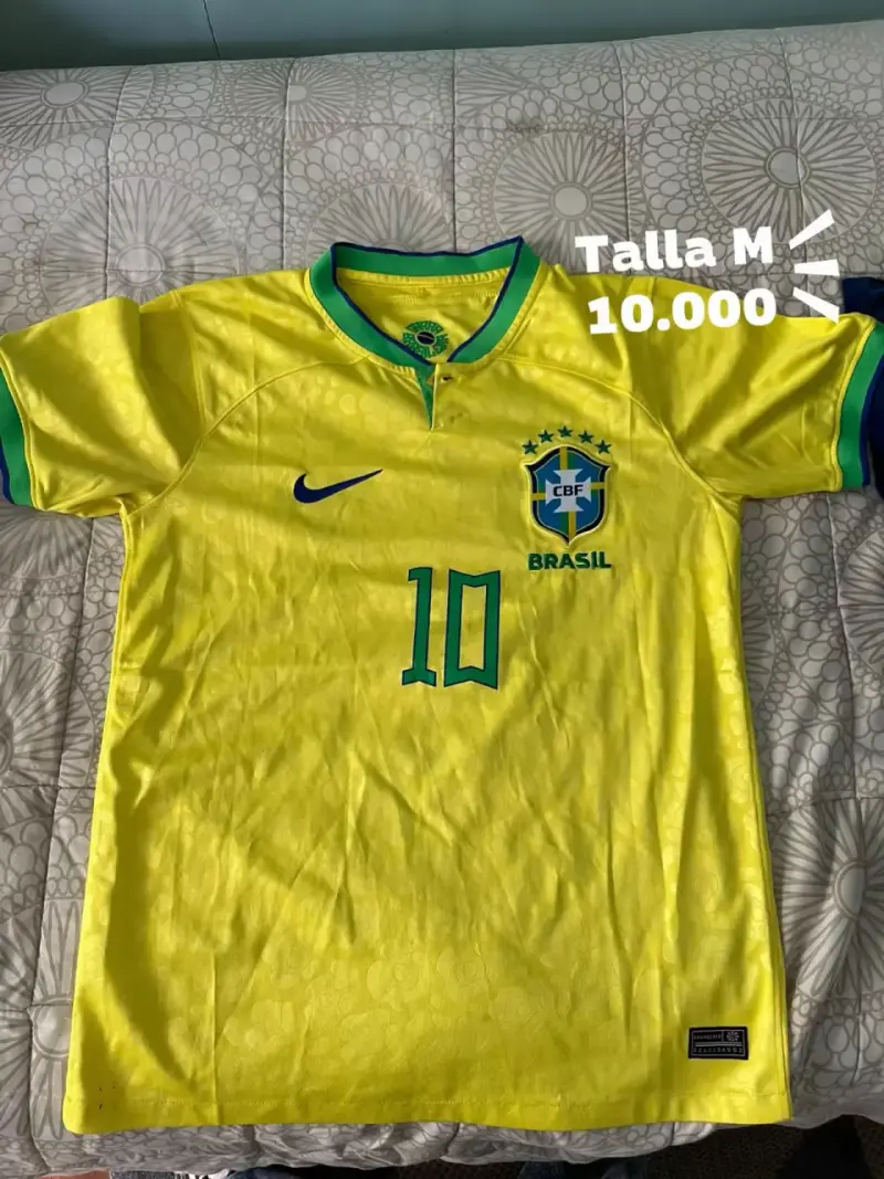 Camiseta de fútbol Brasil talla M