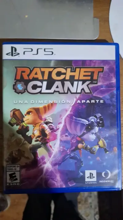 Juego PS5 Ratchet y Clank - miniatura 1