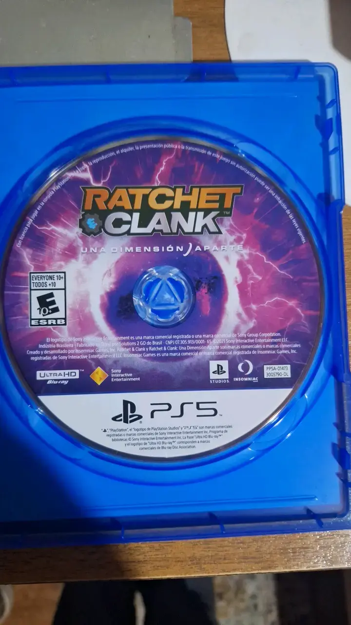 Juego PS5 Ratchet y Clank - 2