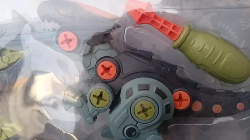 Set de dinosaurios armables Dino Planet - 2