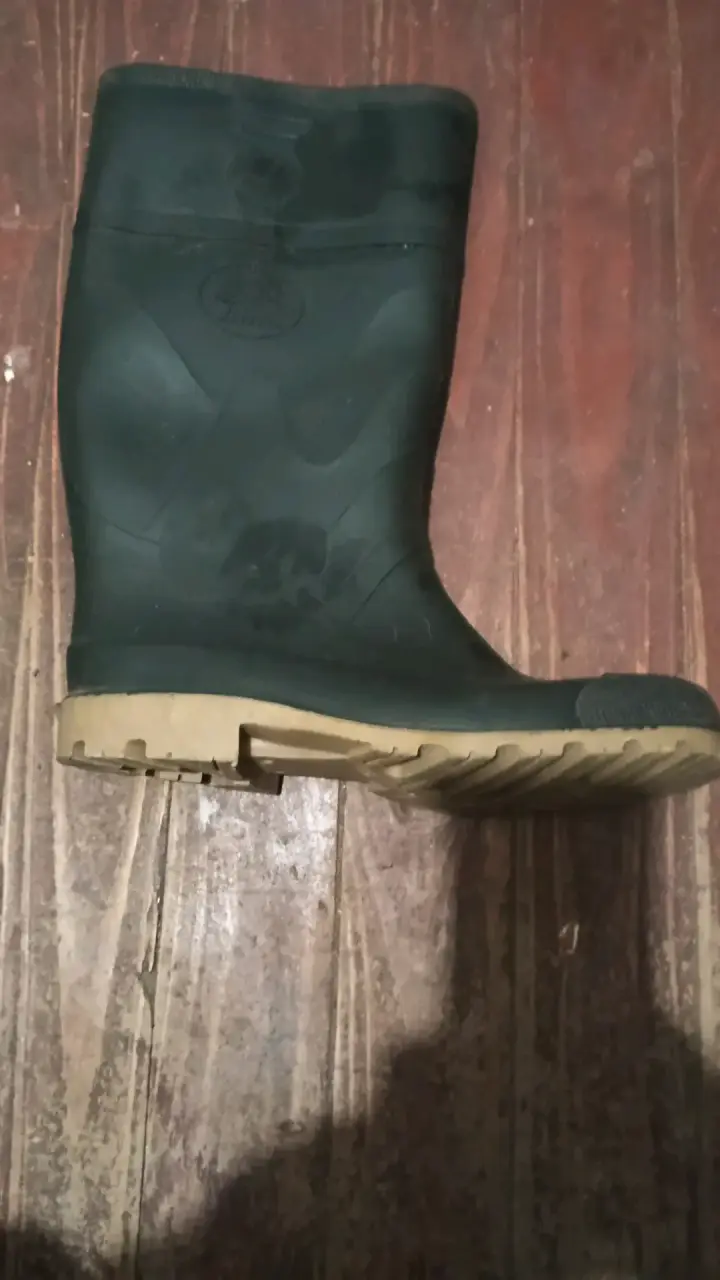 Botas de goma verdes talla 43 - 2